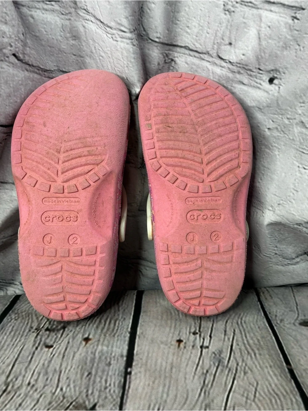 CROCS x Sanrio Hello Kitty & Friends  Classic Pink Clogs w/ Jibbitz Girls Sz 3